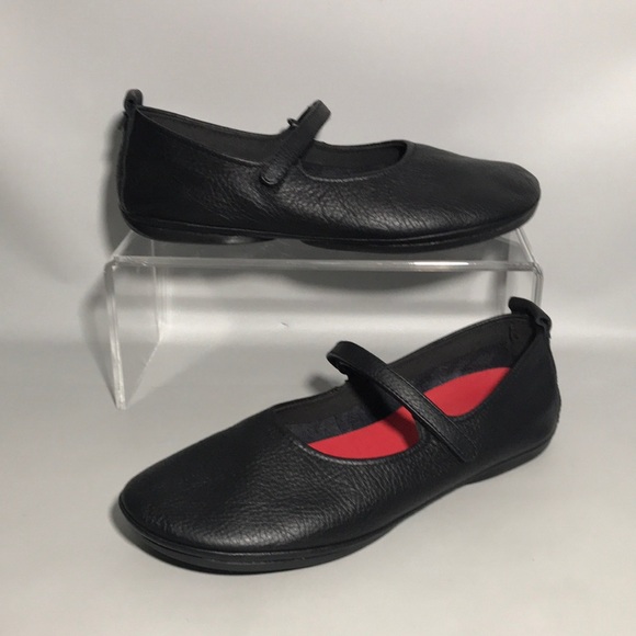 Camper Right Black Leather Mary Jane Flats Shoes 39 EU or 8.5 US - Picture 1 of 6